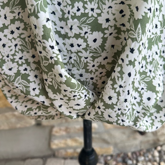 Lily Morgan Shirt - Picture 2 of 4